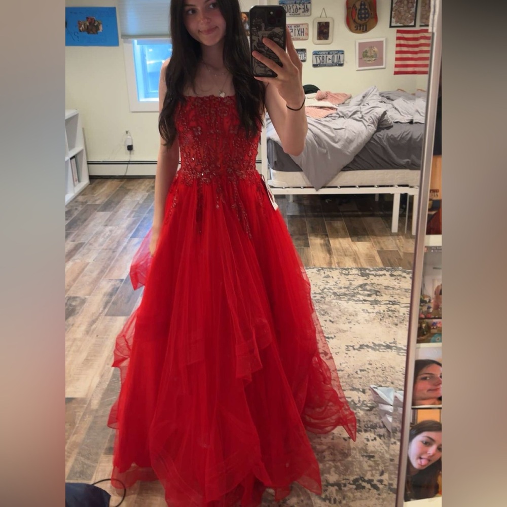 JJ’s House red prom/sweet 16 dress